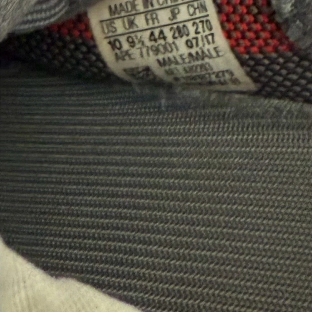 Authentic Yeezys, Men’s Gray and Black Sneakers with Red Accents - Picture 5 of 6